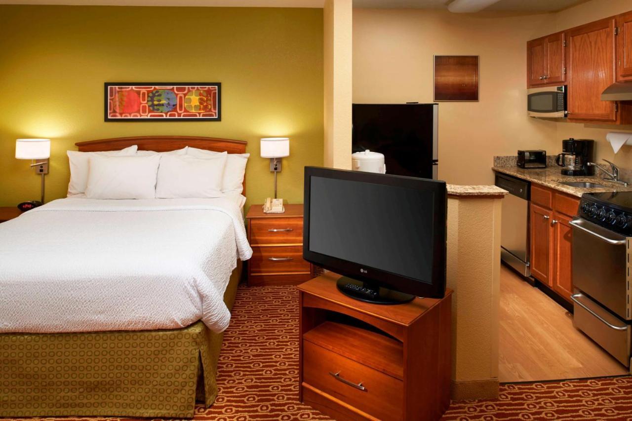 Sonesta Simply Suites Detroit Novi Exterior photo