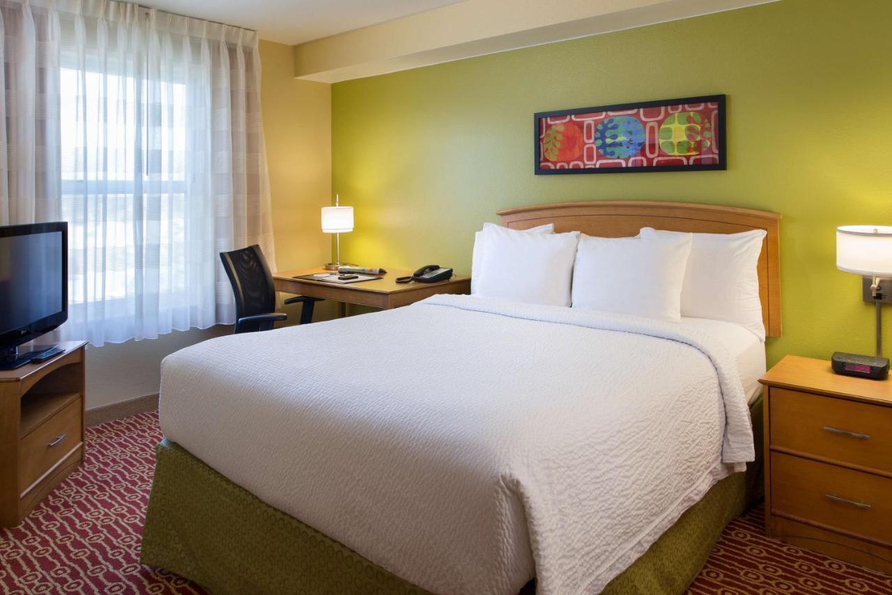 Sonesta Simply Suites Detroit Novi Exterior photo