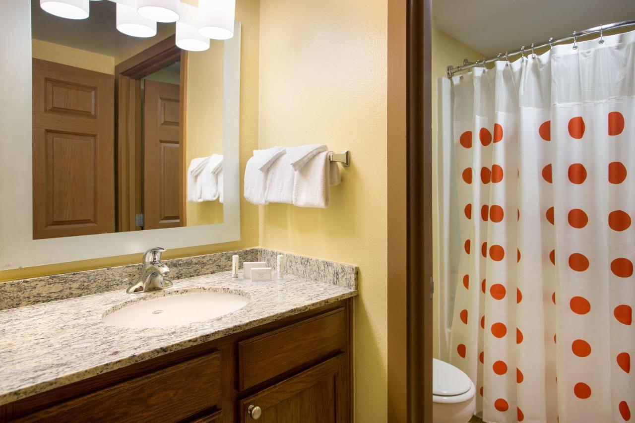 Sonesta Simply Suites Detroit Novi Exterior photo